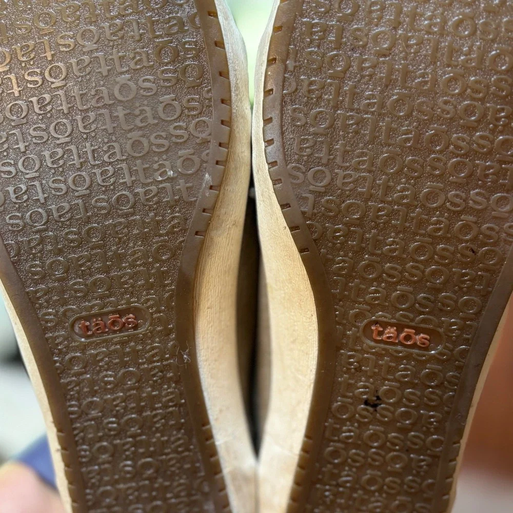 Taos Footwear these shoes
